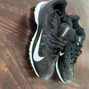 Black Nike Baseball cleats